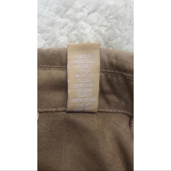 ✨KATE HILL BUTTON DOWN SHIRT✨ - Picture 4 of 4